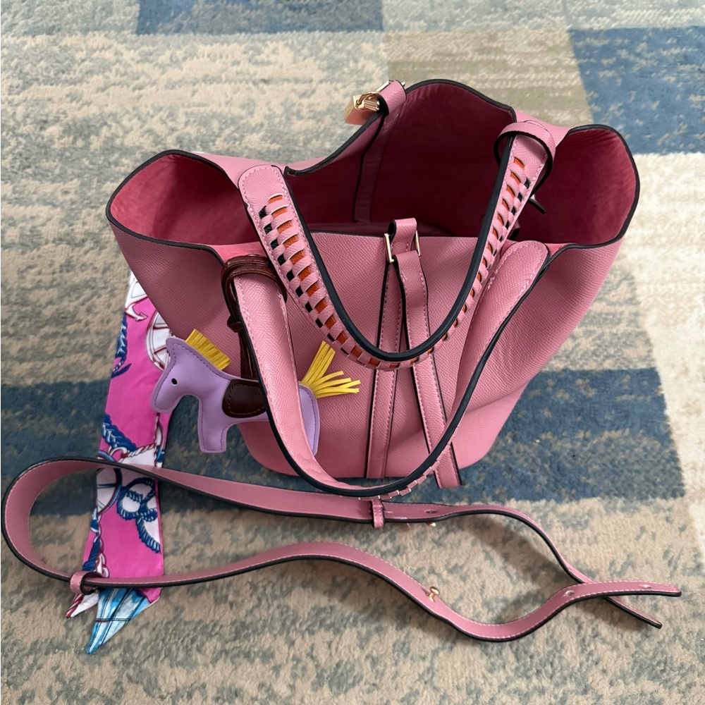 Elegant Pink Women's Tote Bag